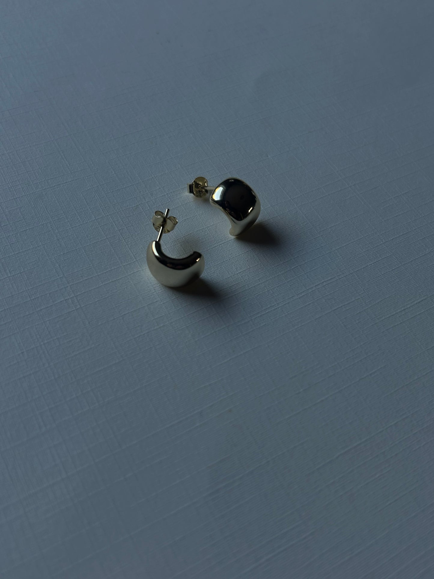 Forme Studs
