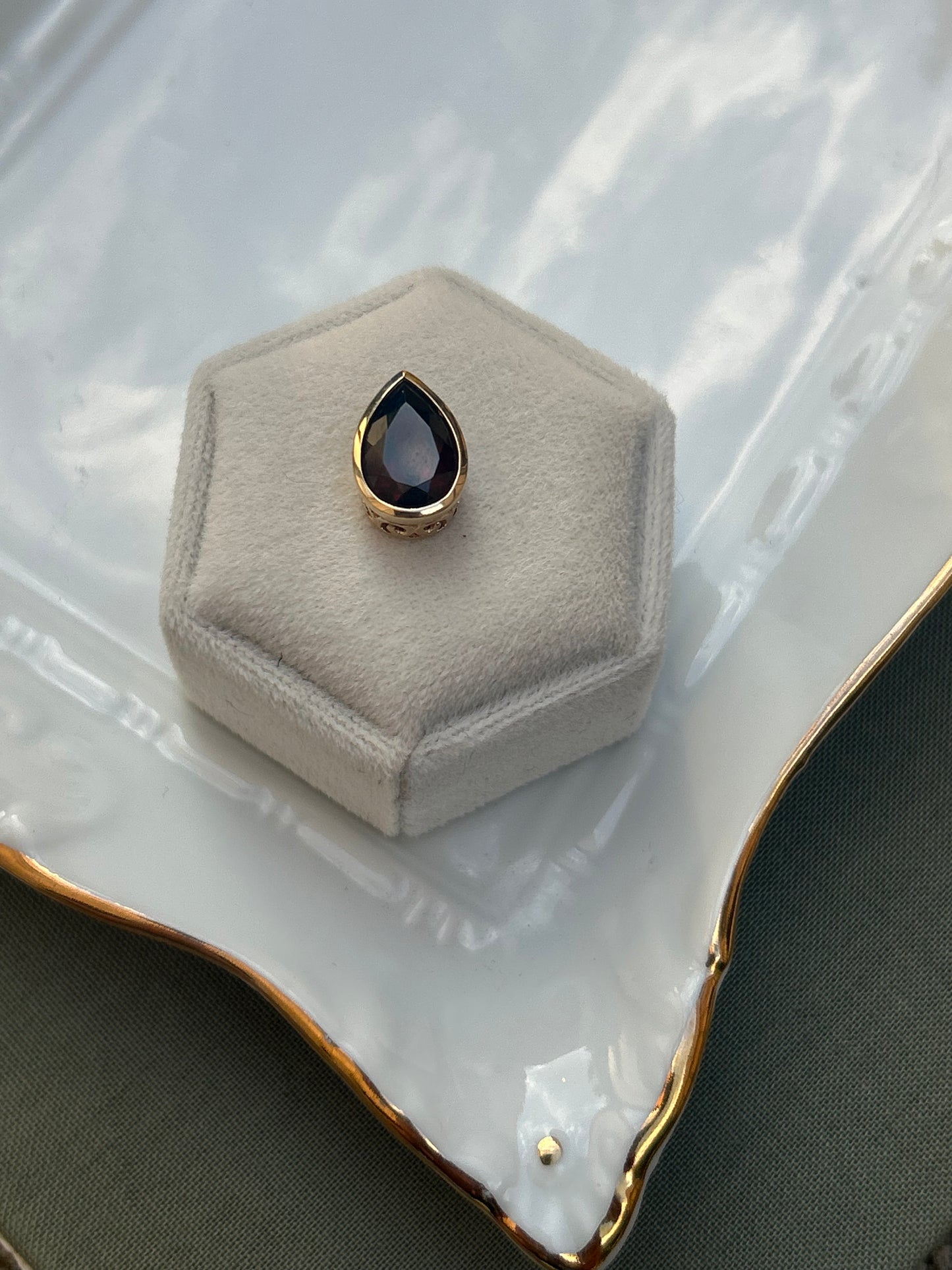 10K Gold Pear Garnet Pendant