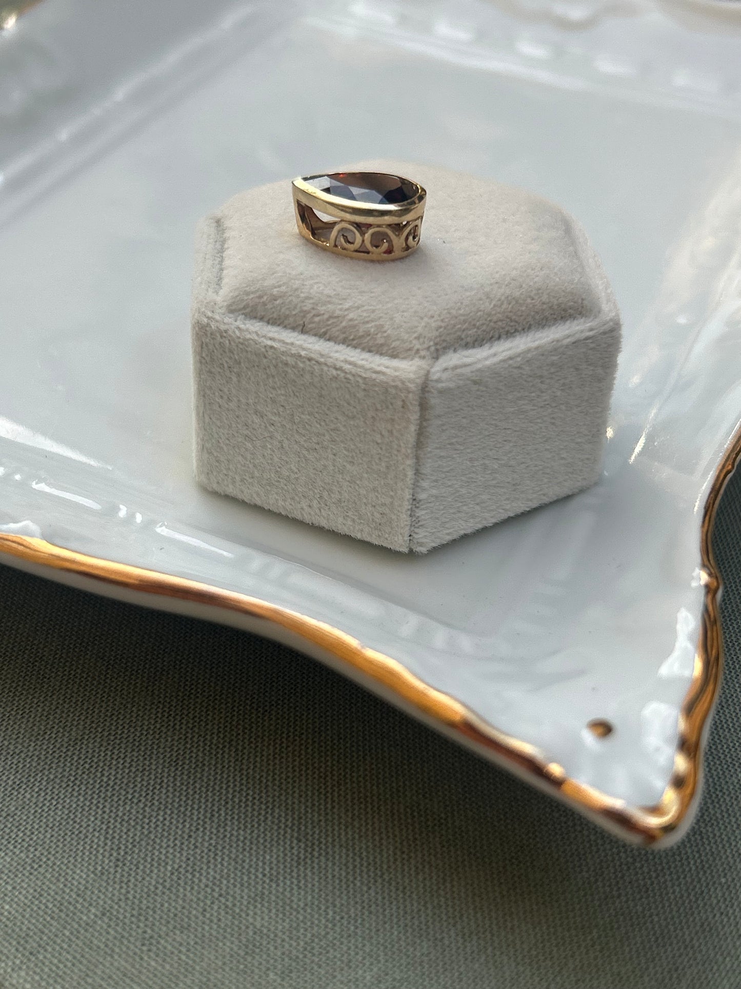 10K Gold Pear Garnet Pendant