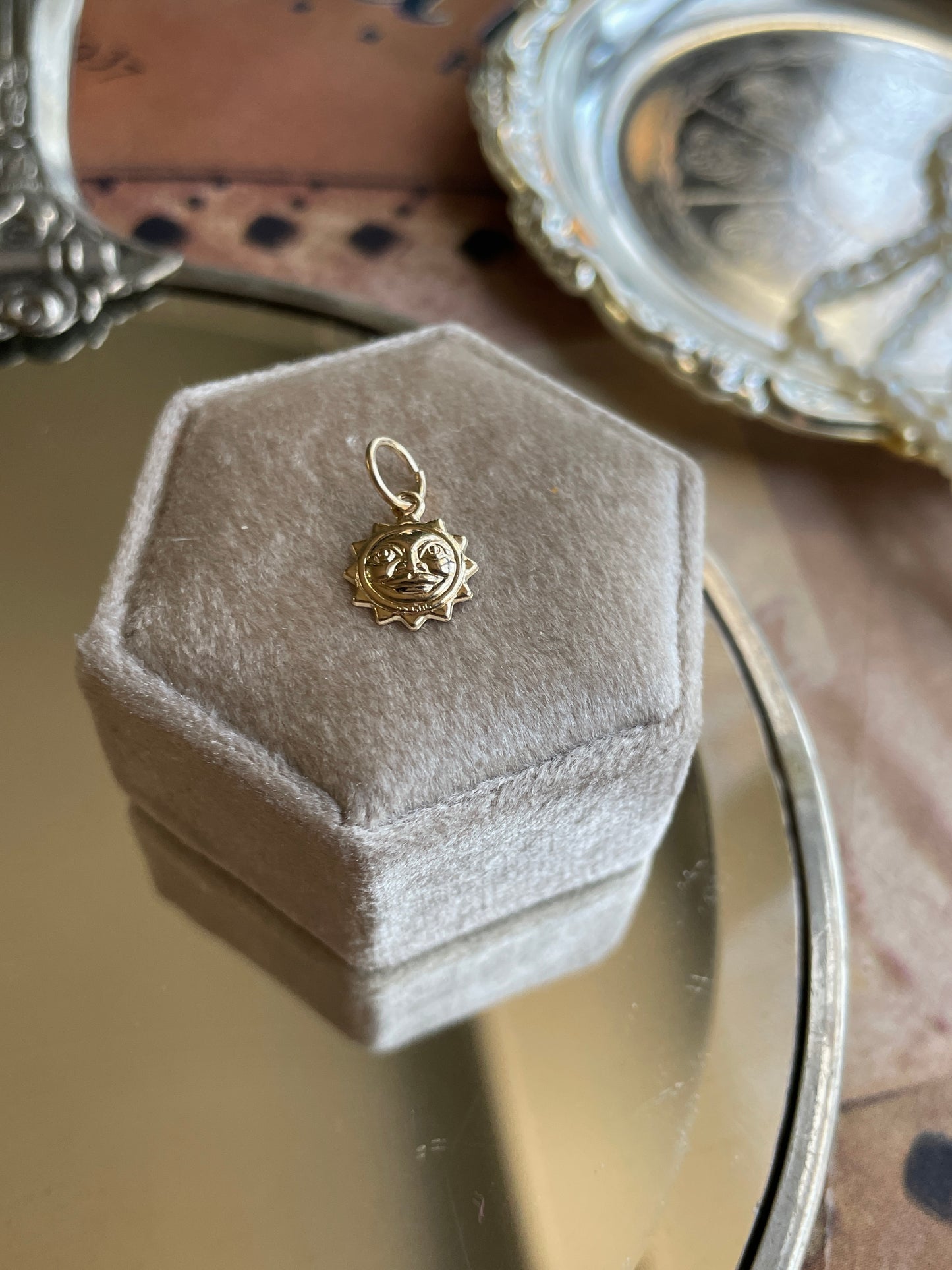 Vintage New York Sunrise Pendant
