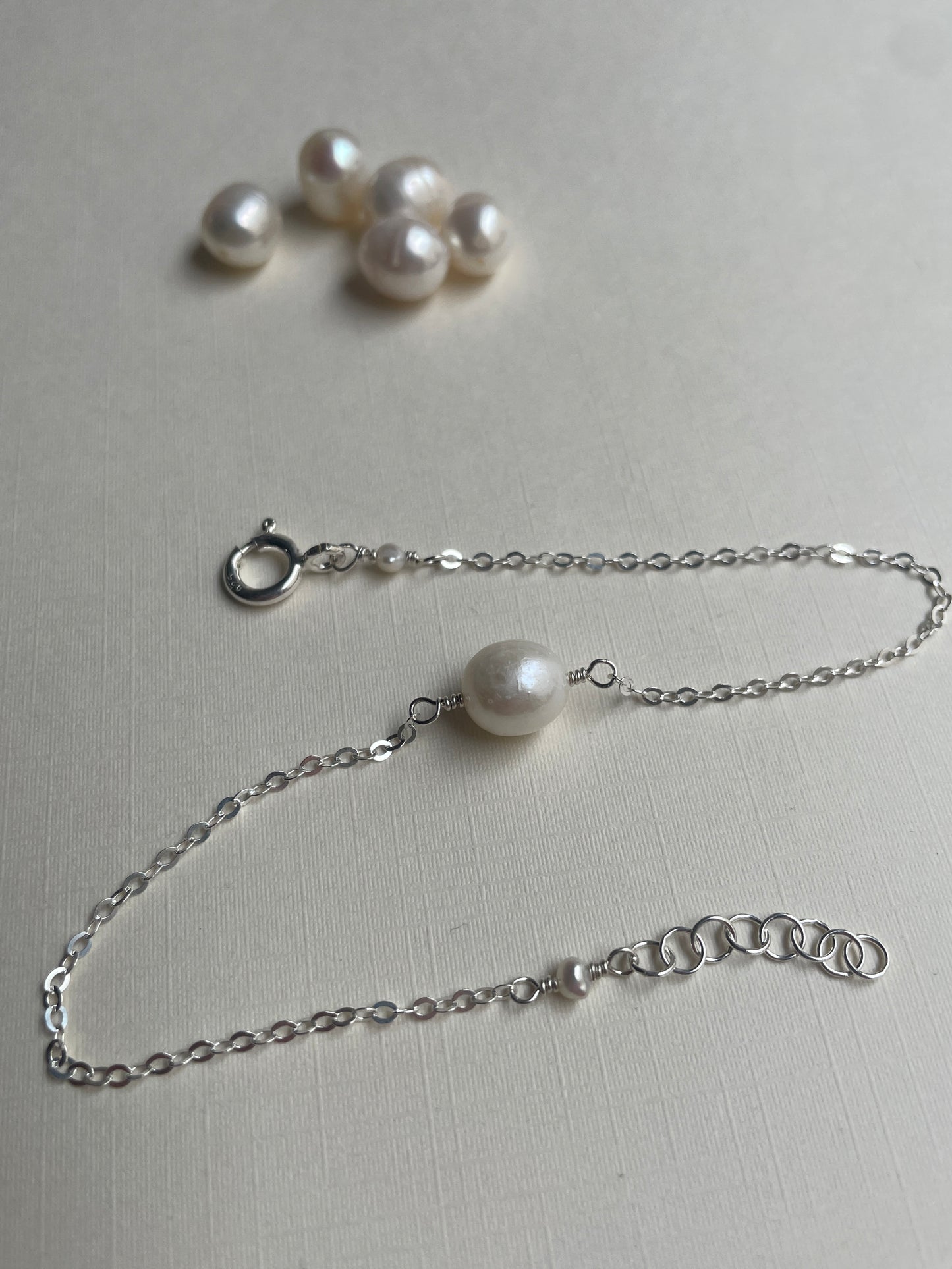 Dainty Pearl Bracelet