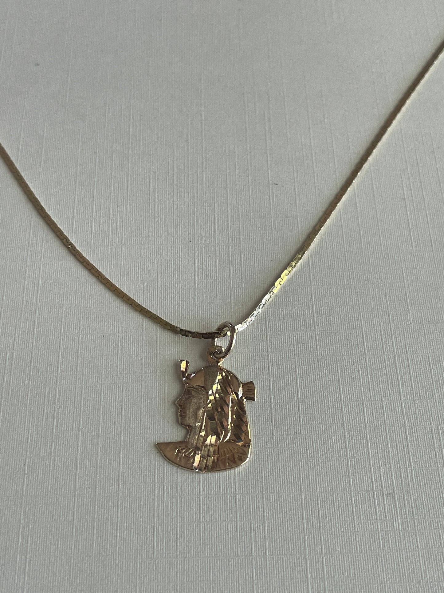 Vintage 10K Cleopatra Necklace
