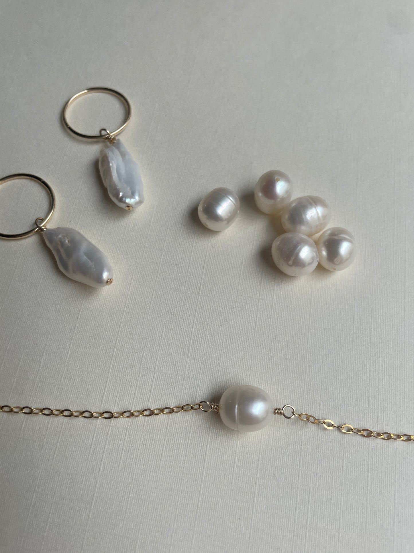 Dainty Pearl Bracelet