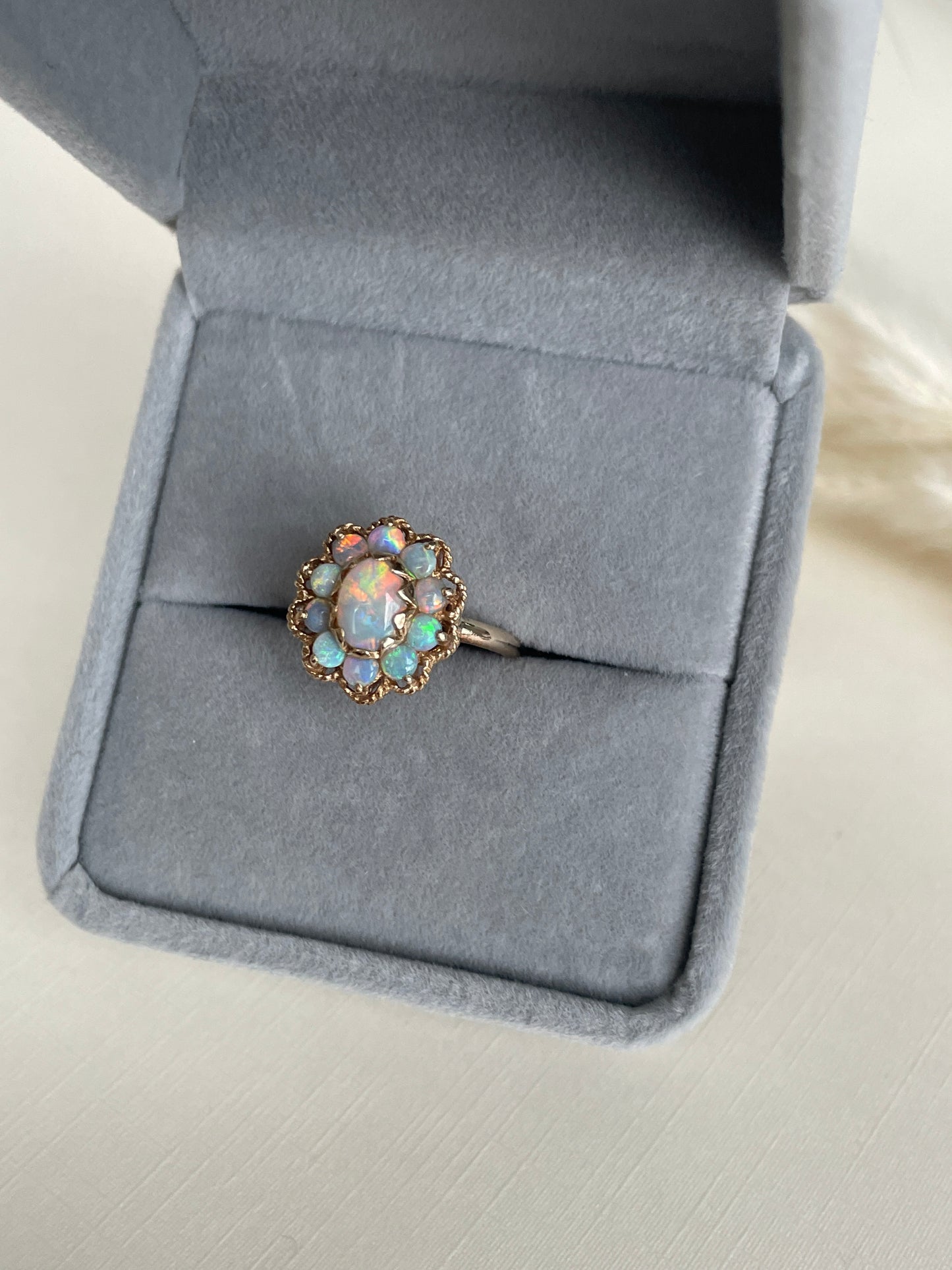 14K Vintage Opal Cluster Ring