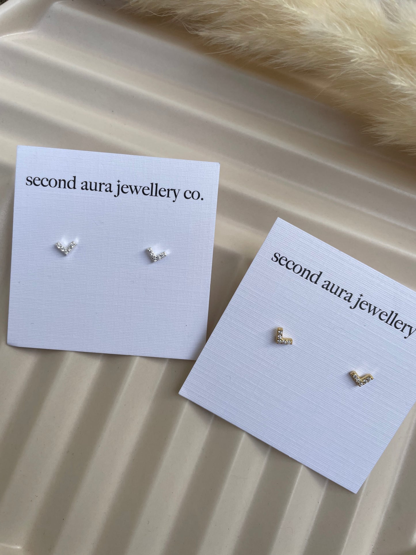 V Sparkle Studs