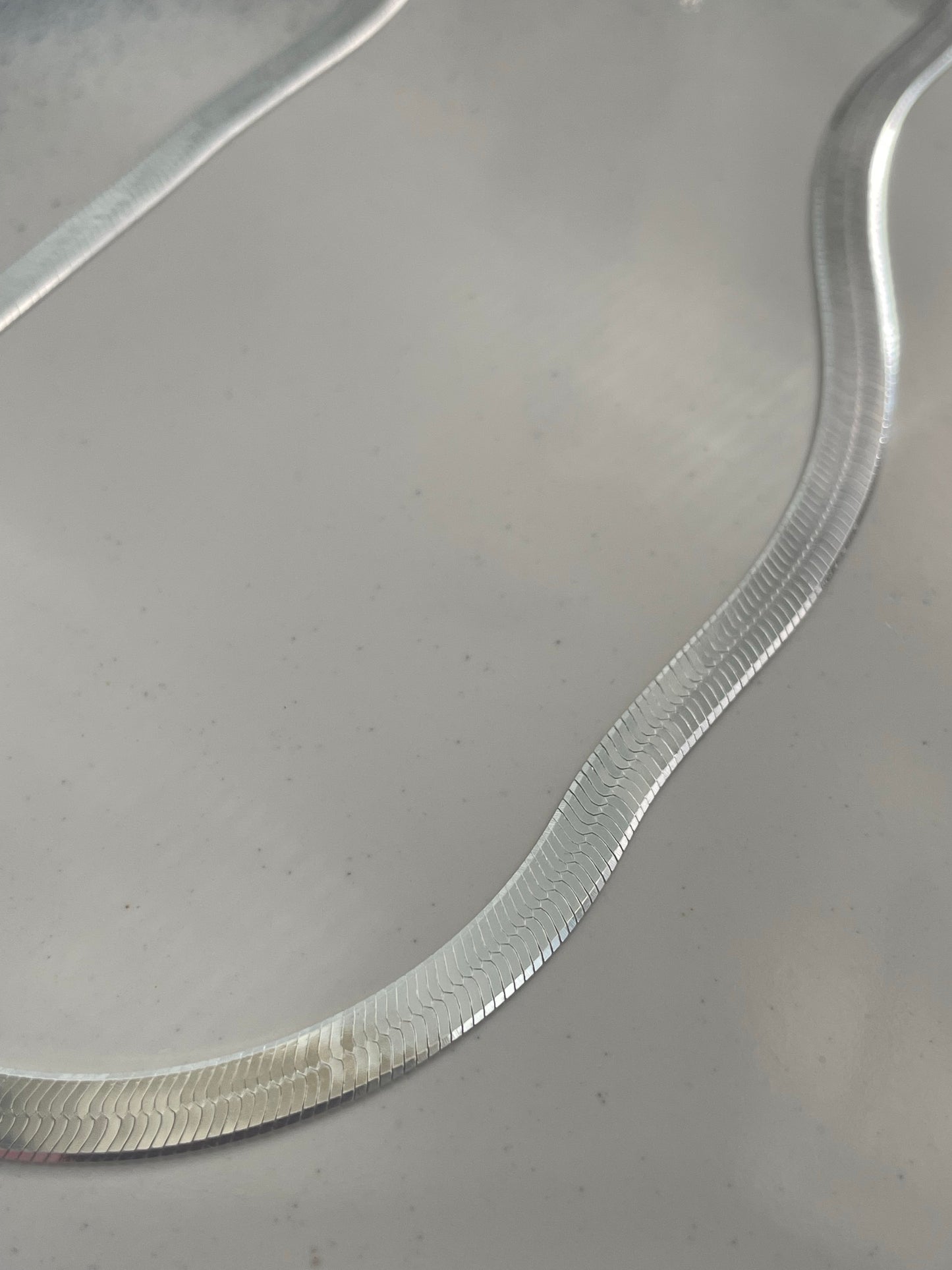 Magic Herringbone In Silver 4.4mm
