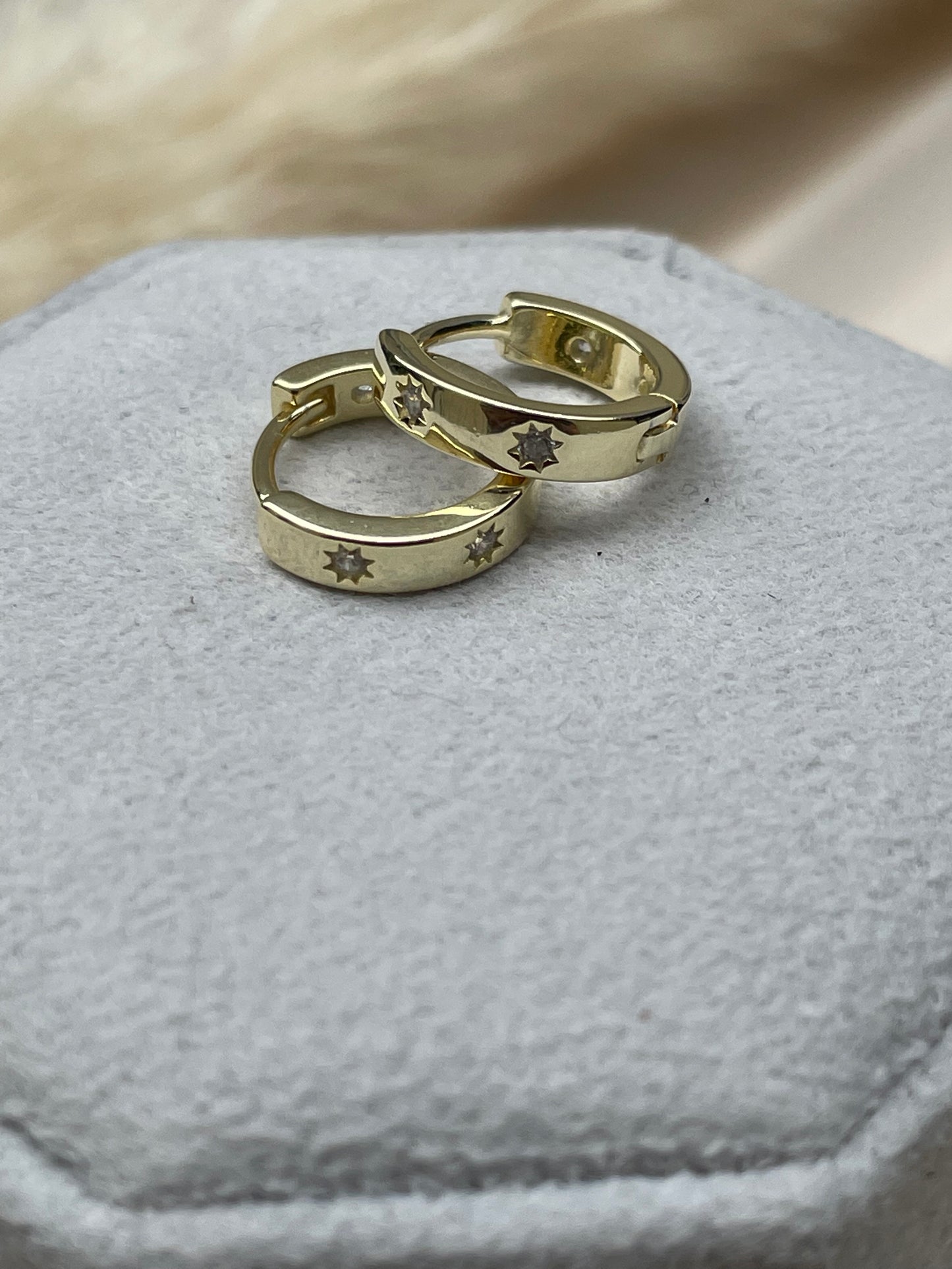 Small Starburst Huggies