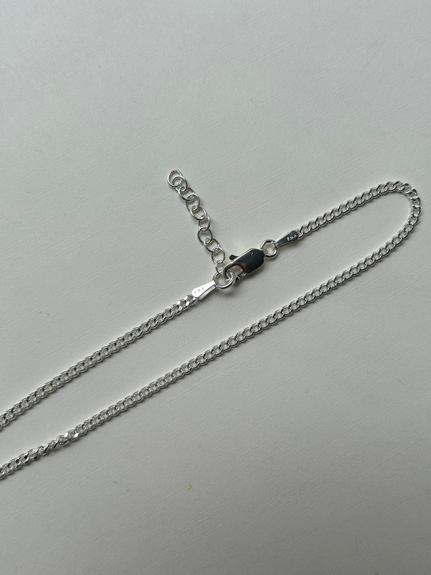 Dainty Flat Curb Anklet