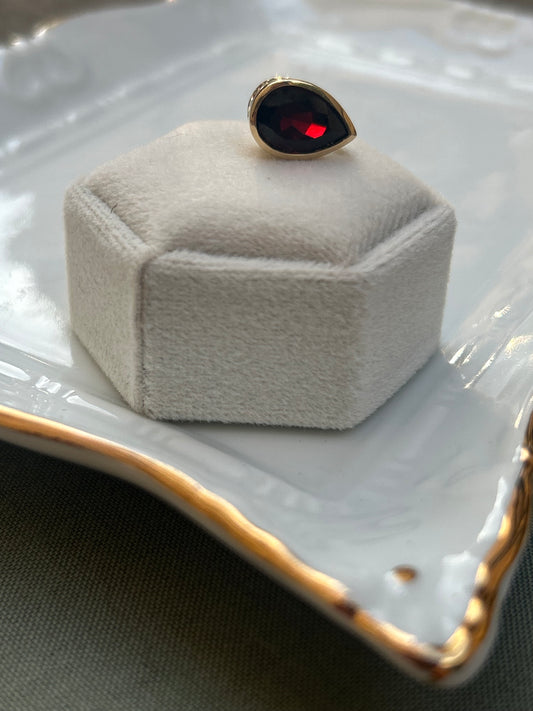 10K Gold Pear Garnet Pendant