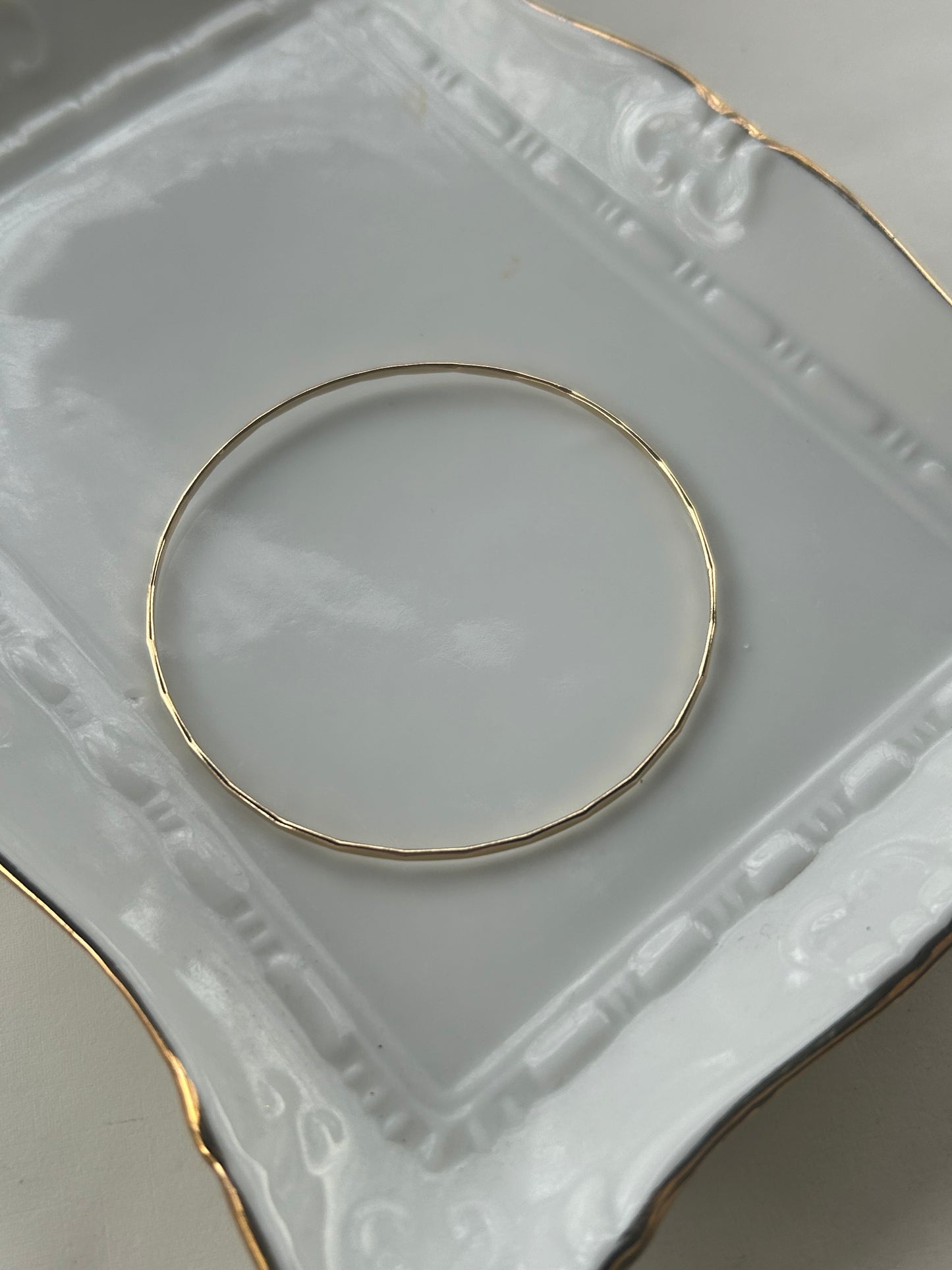 Hammered Bangle 14K Goldfilled