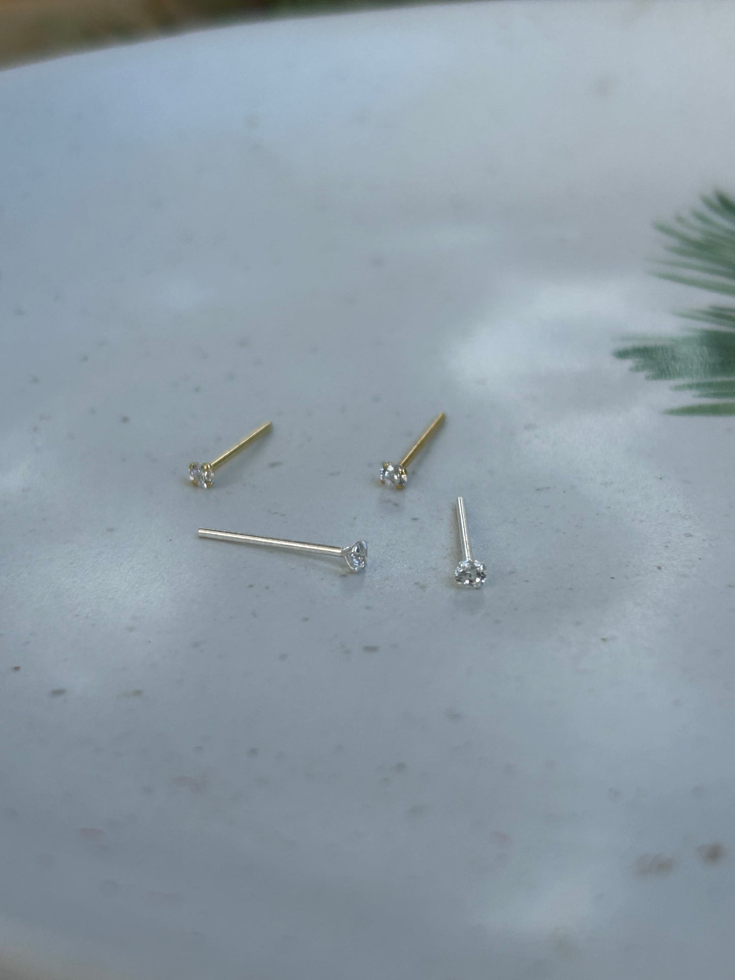 Tiny Sparkle Nose Stud