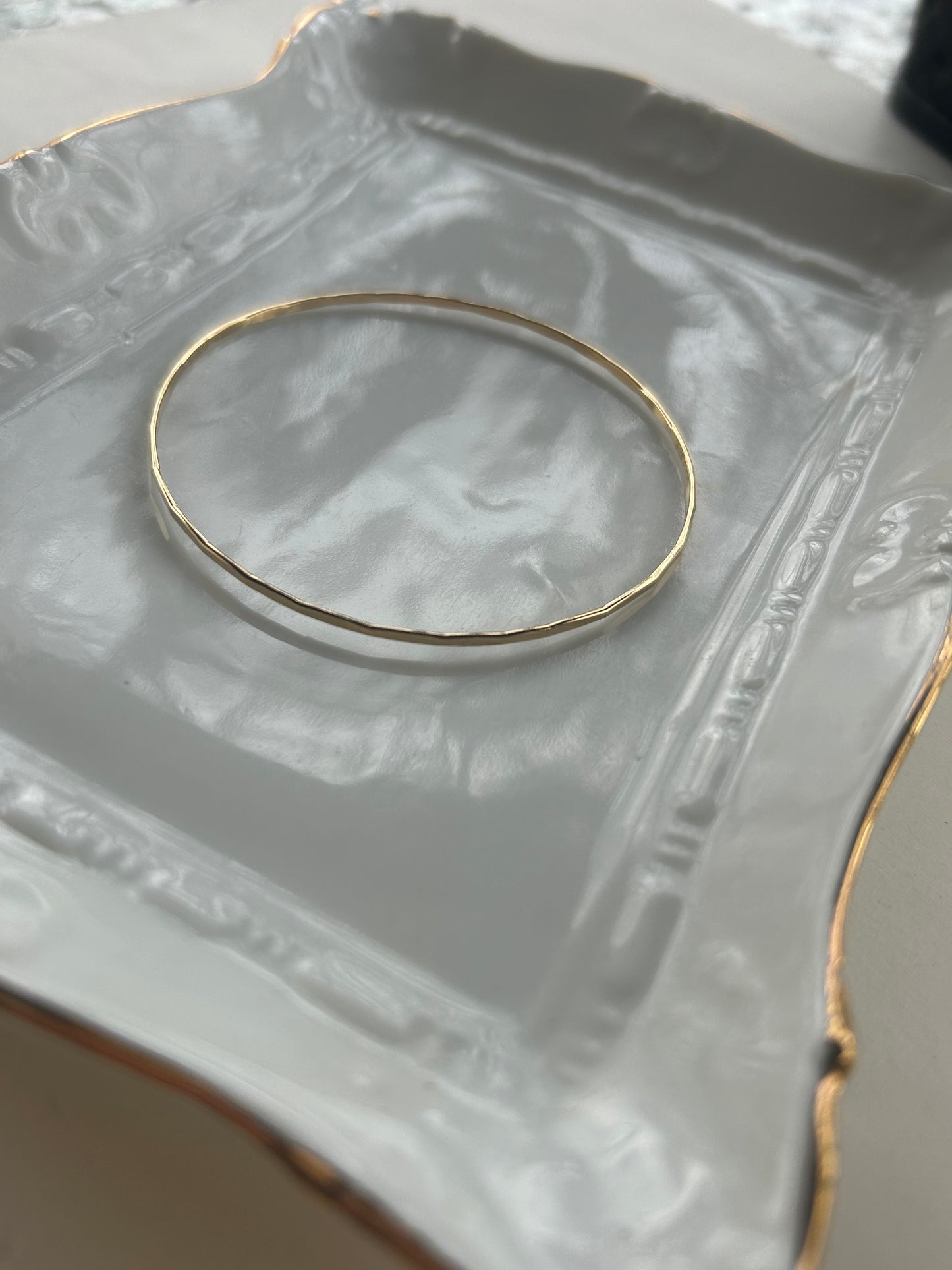 Hammered Bangle 14K Goldfilled