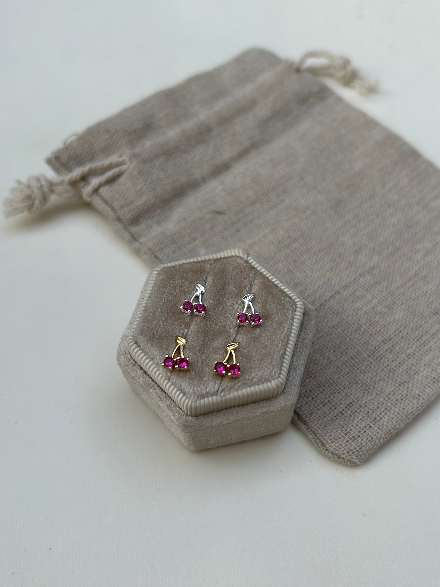 Chérie Luxe Studs