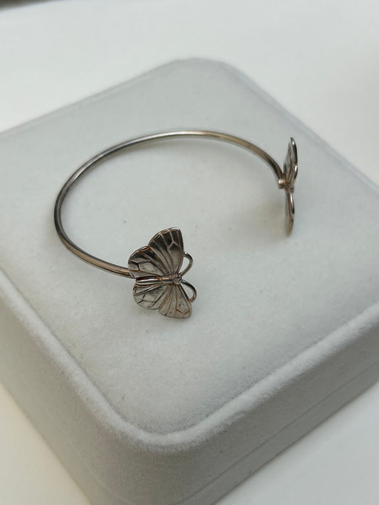 XS Open Butterfly Cuff