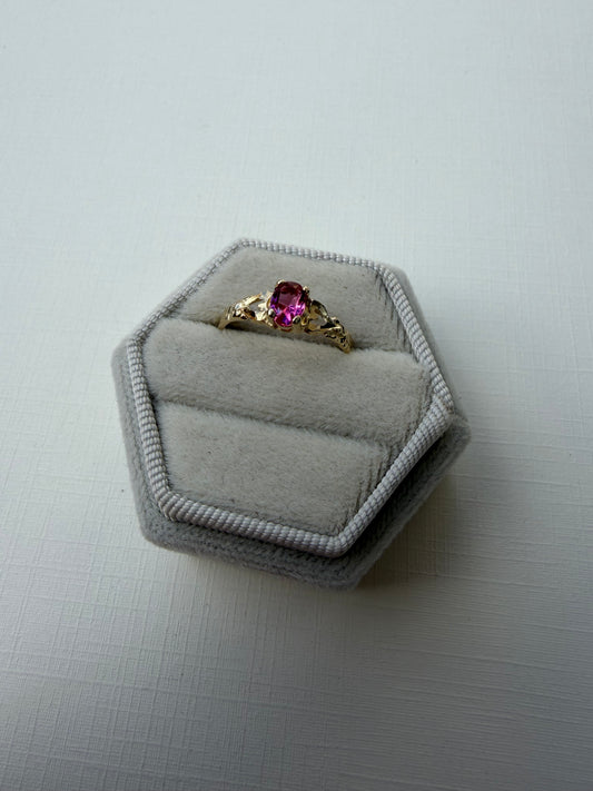 Vintage 10K Blossom Ring