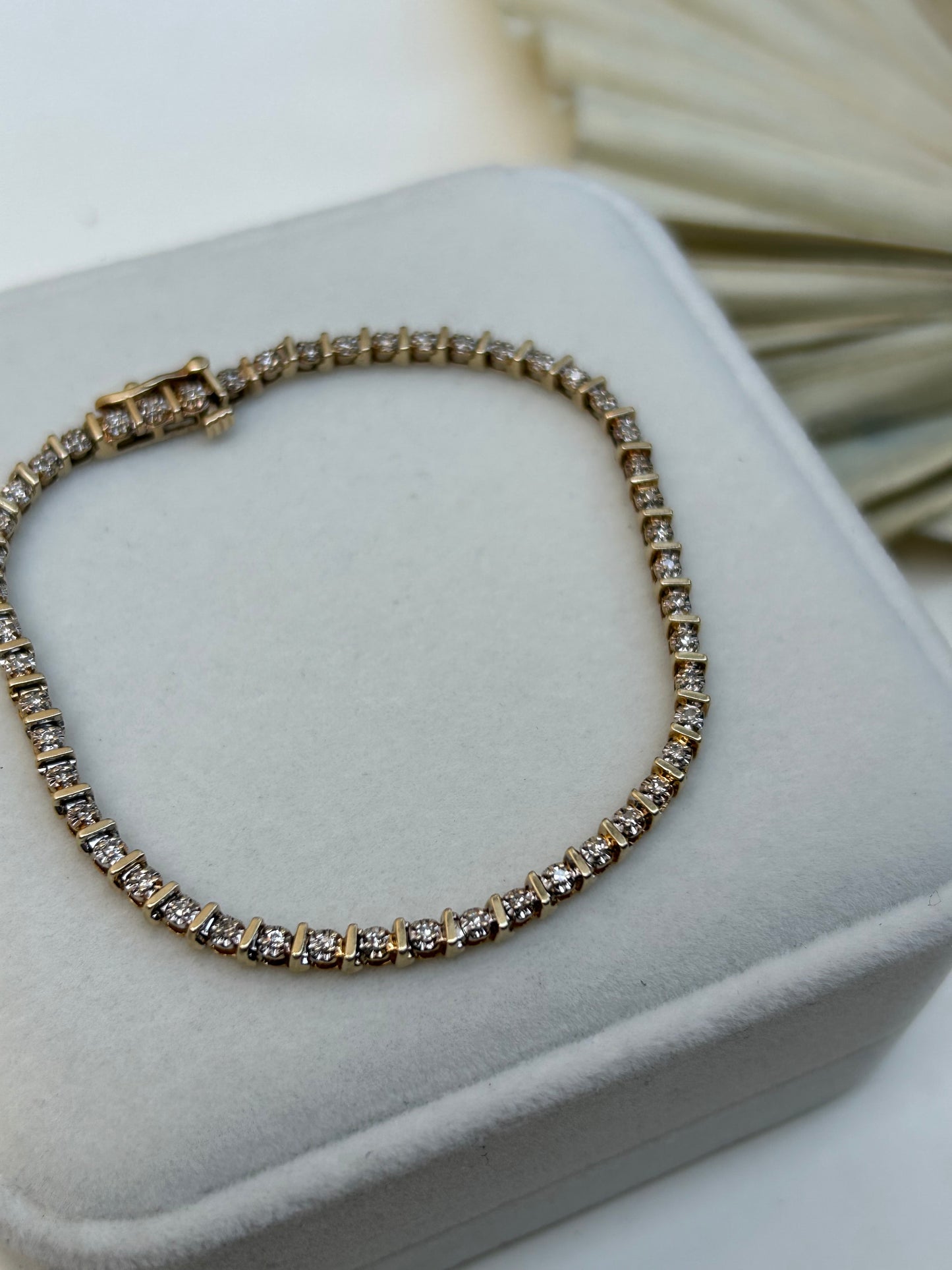 Estate 10K Vintage Tennis Bracelet