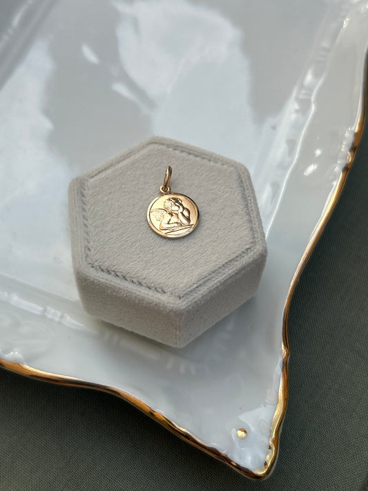 10K Guardian Angel Pendant