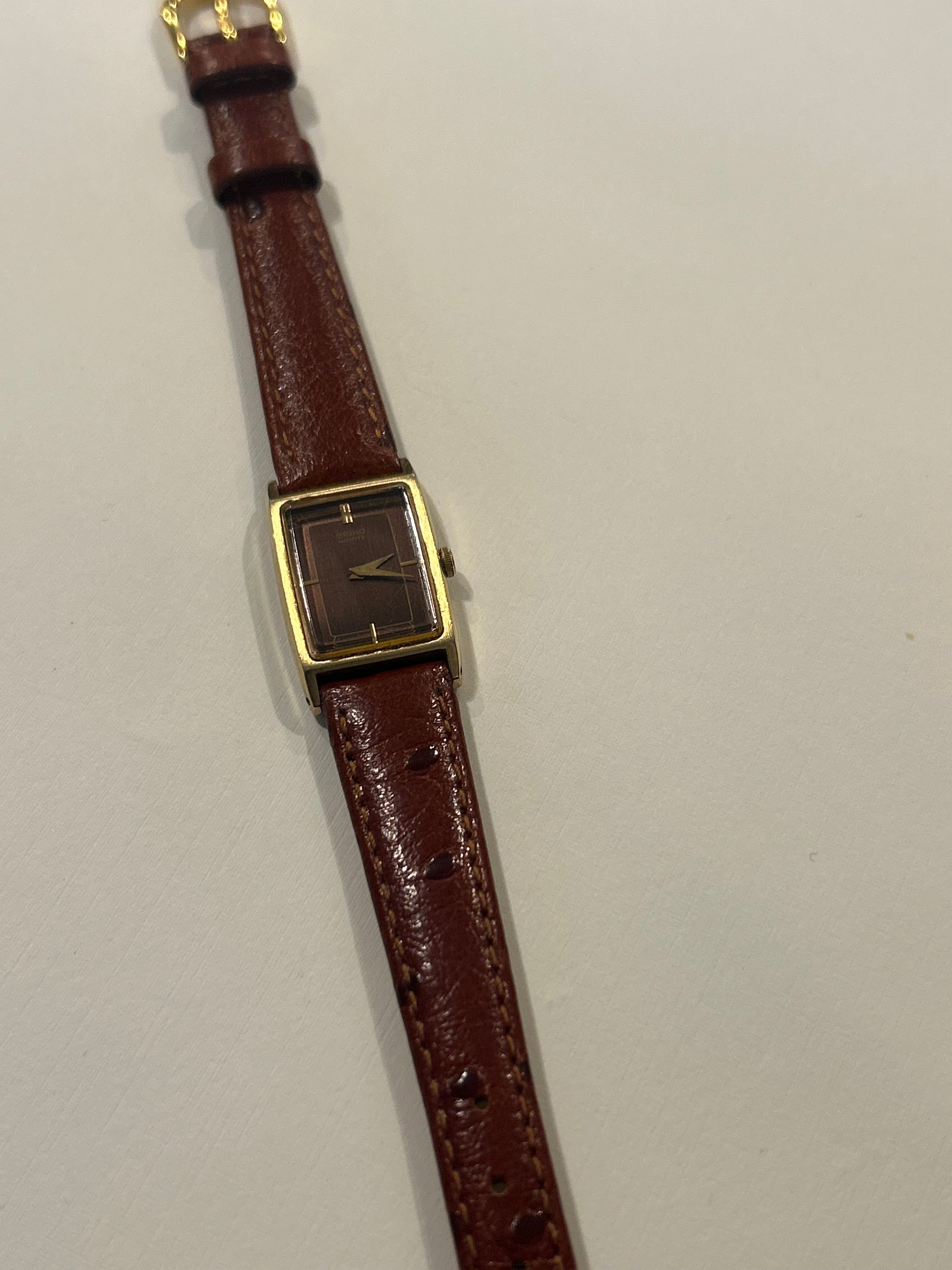 Vintage Seiko Tank Watch with Brown Grain Leather Strap (1980s