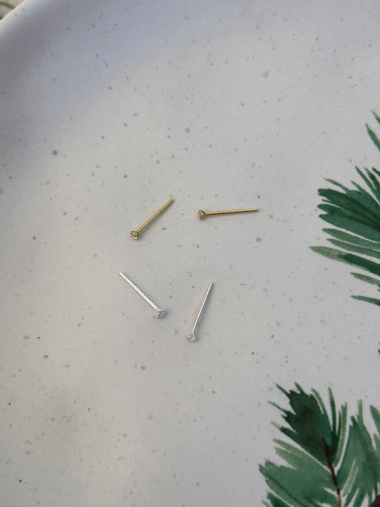 Tiny Sparkle Nose Stud