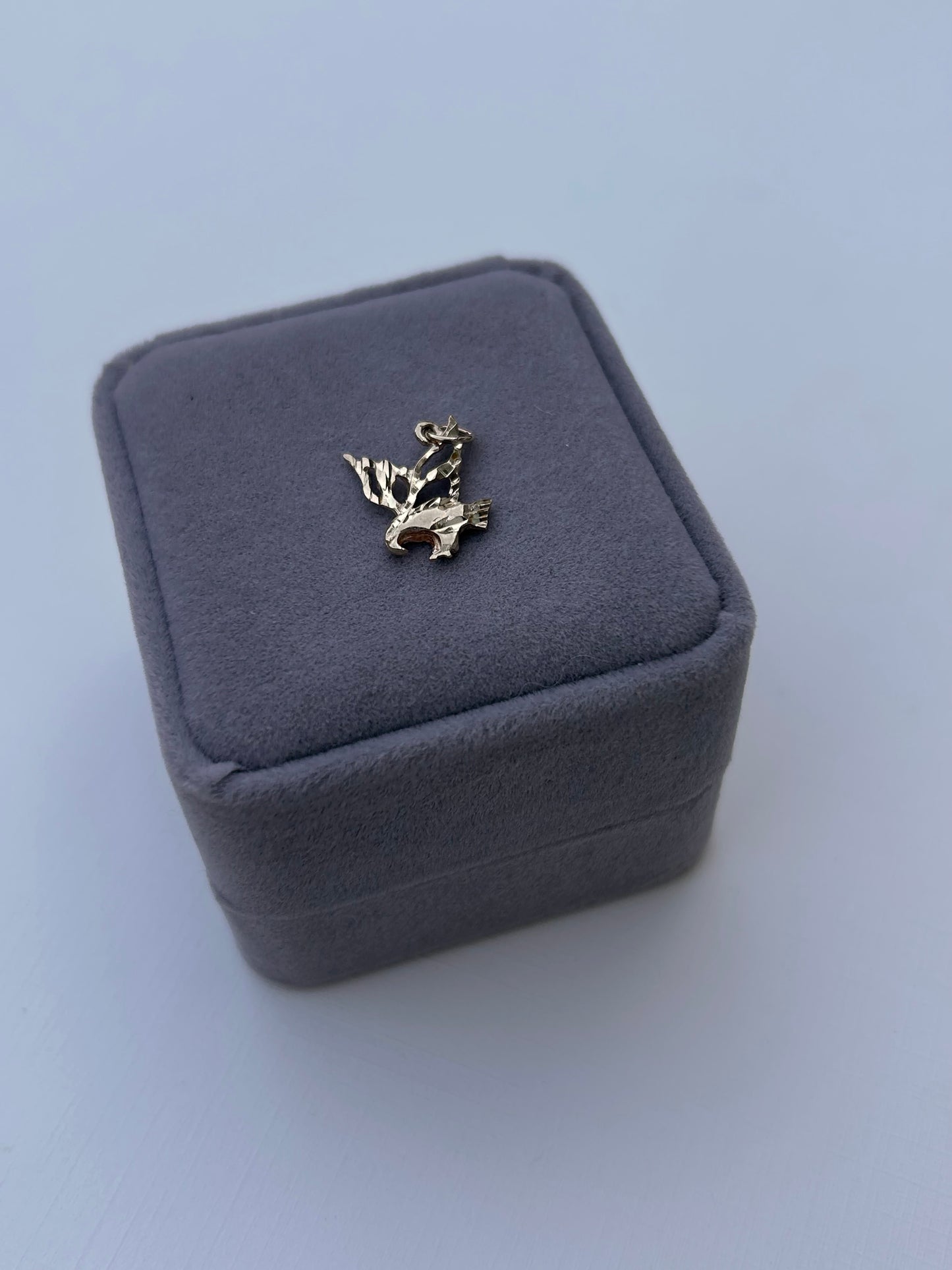 Vintage 10K Bald Eagle Pendant