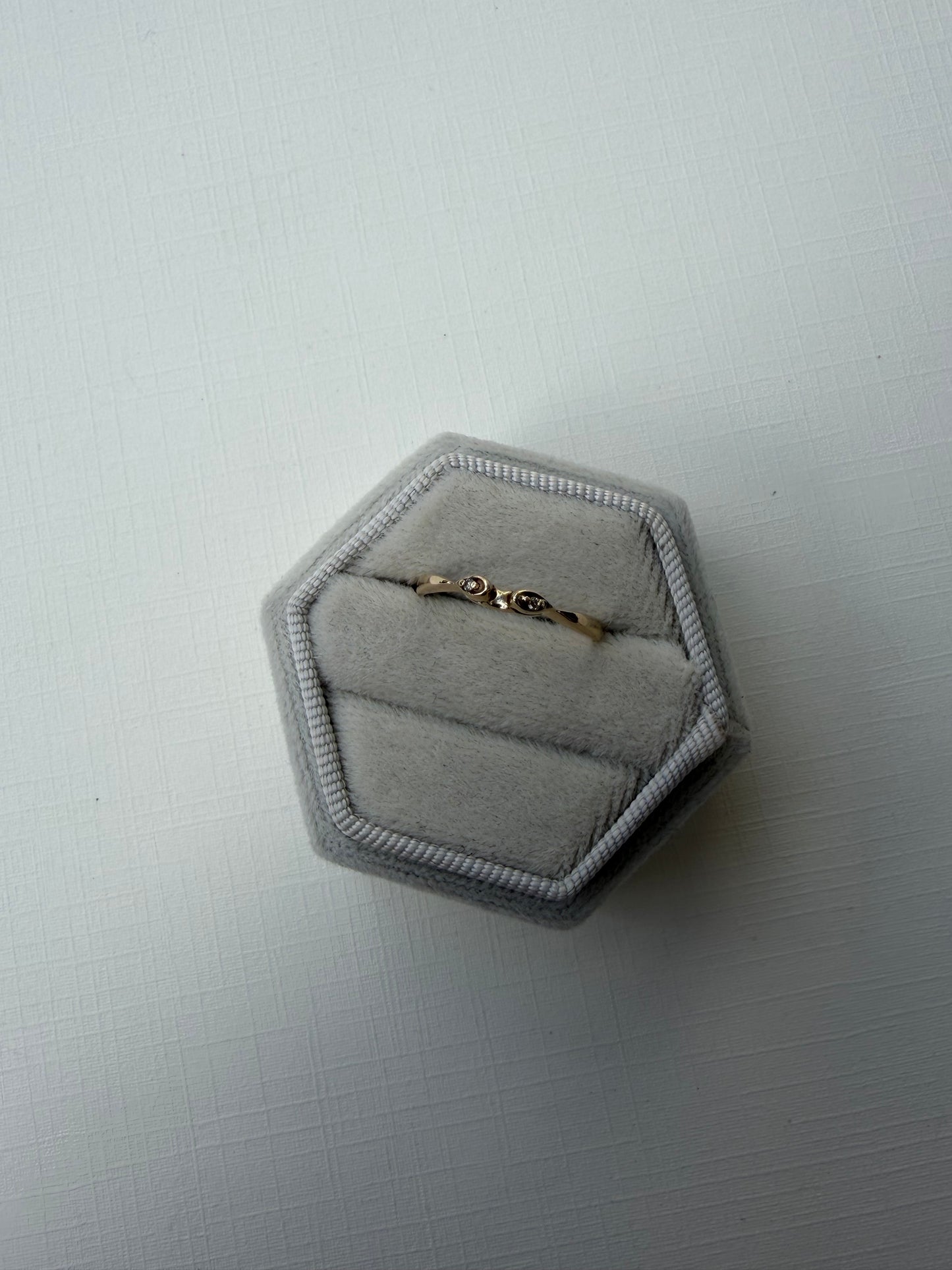 Vintage 10K Diamond Petal Nesting Band
