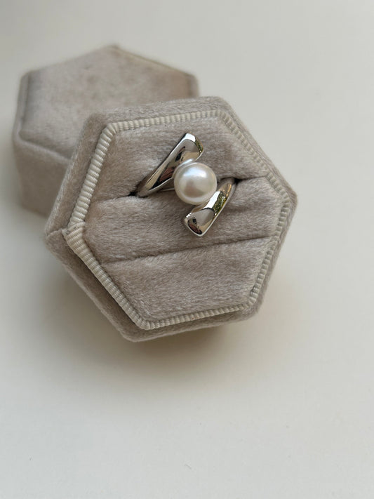 Sterling Pearl Swirl Ring