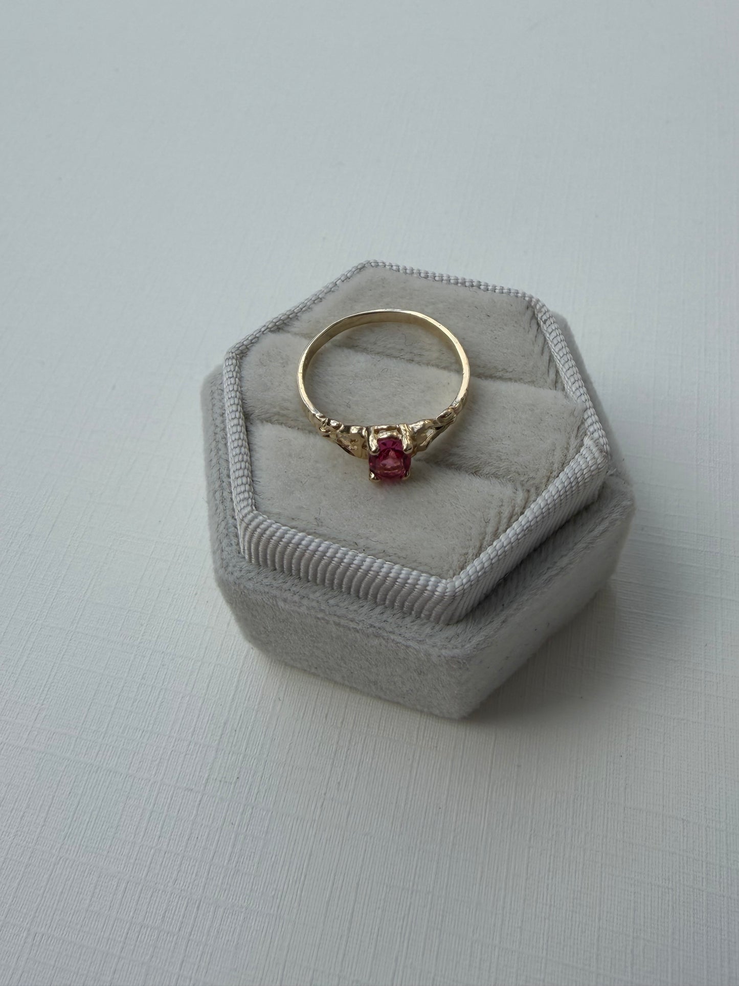 Vintage 10K Blossom Ring