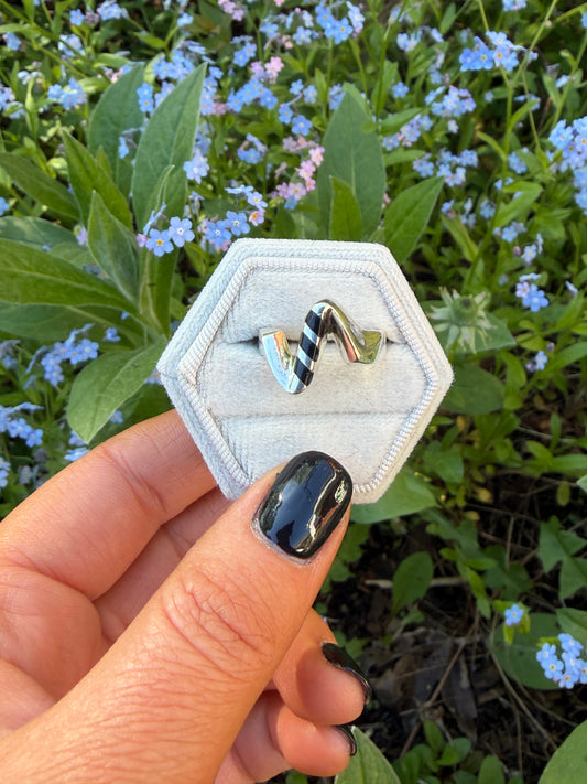 Vintage Inlay Wave Ring