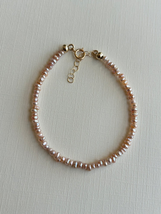 Baby Peach Pearl Bracelet