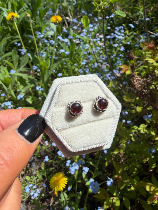 Cherry Wine Studs