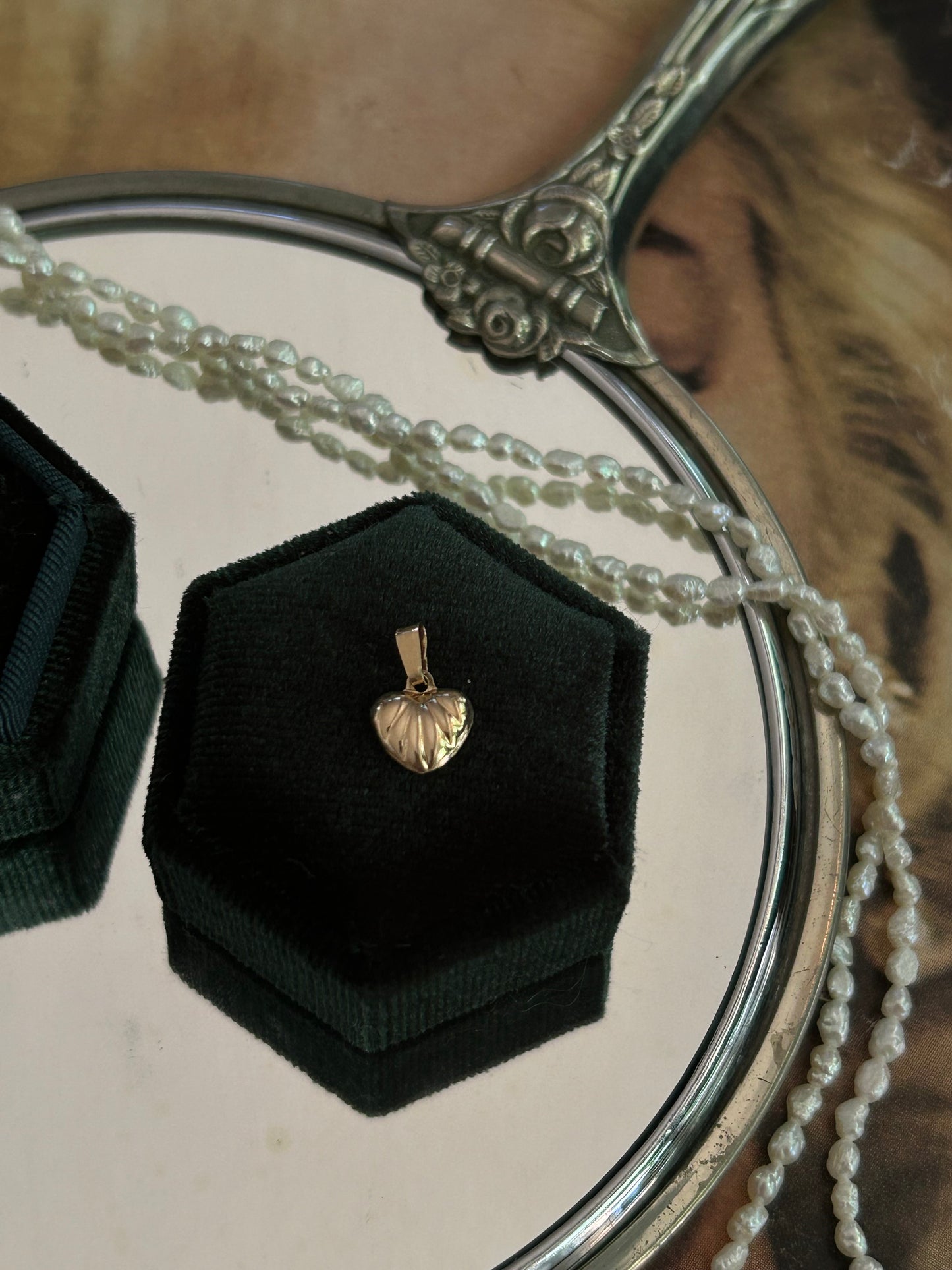 New York Heartbreaker: 10K Gold Puffy Pendant